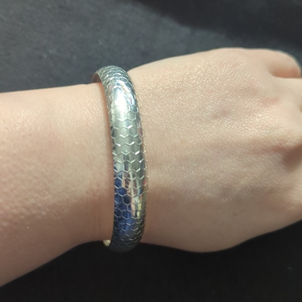 Silver Tone Lightweight Honeycomb Texture Bangle Statement Bracelet